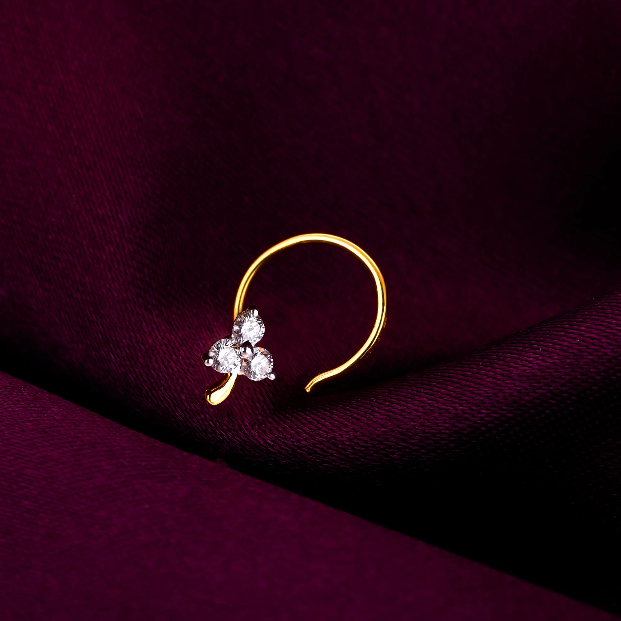 Gold Nose Pin